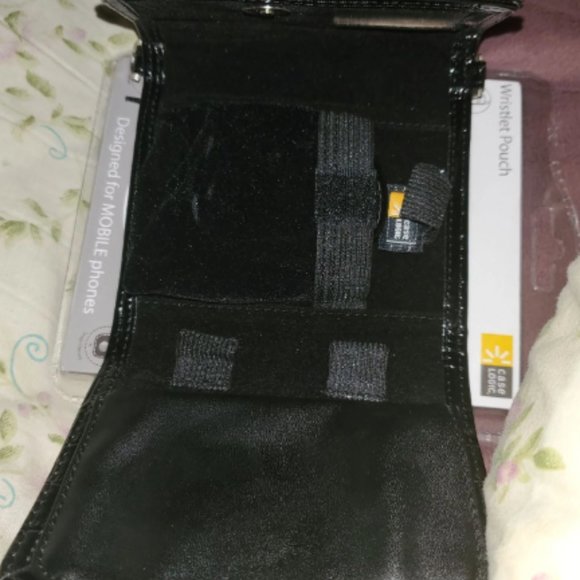 Case Logic TriFold Mirrored Wristlet Wallet Shoulder Bag NEW - Picture 6 of 13